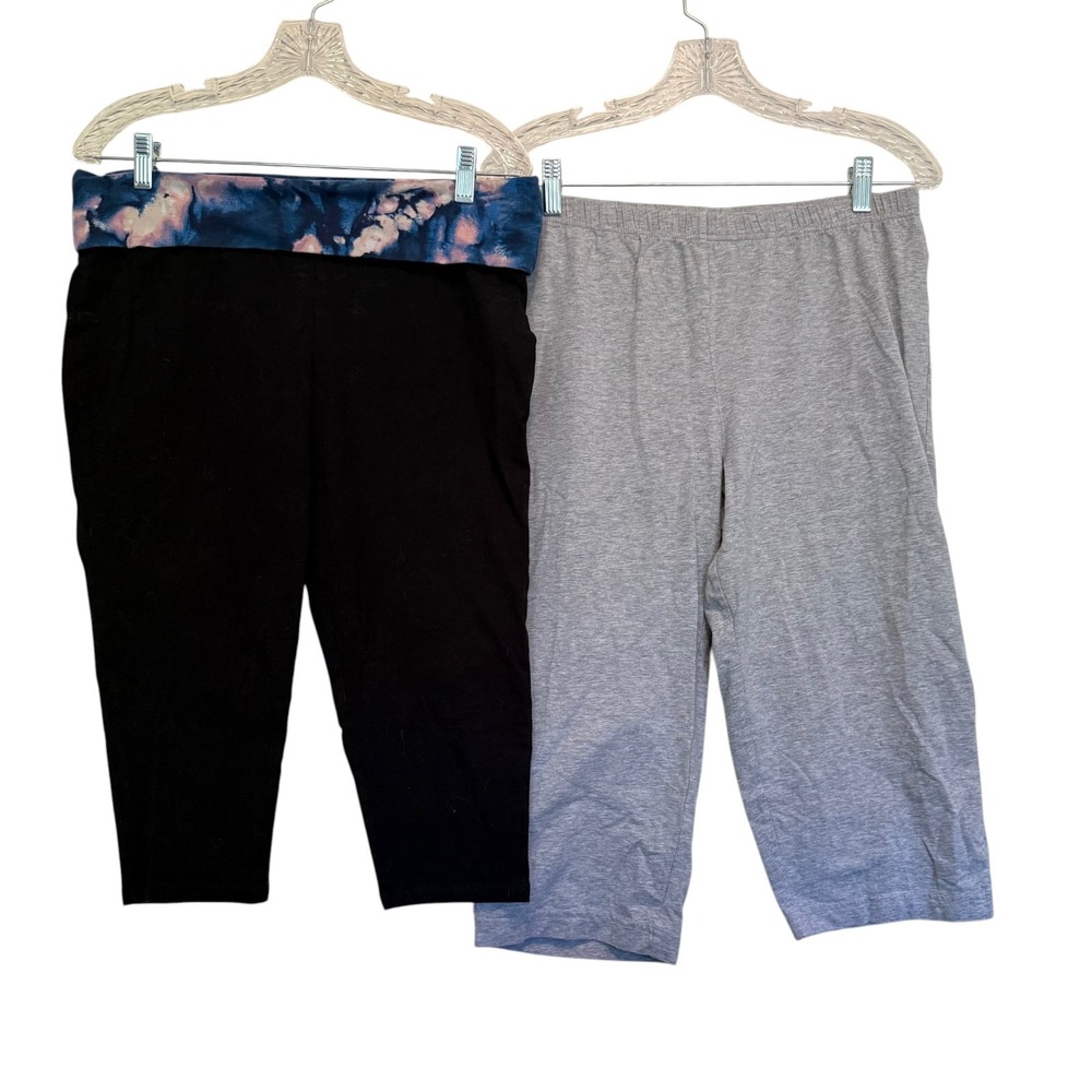 Mixed Lot 2 Womens Capri Leggings Sz L Yoga Gym Basics Workout Athleisure Bundle